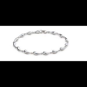 Tiffany & Co. Tear Drop Bracelet